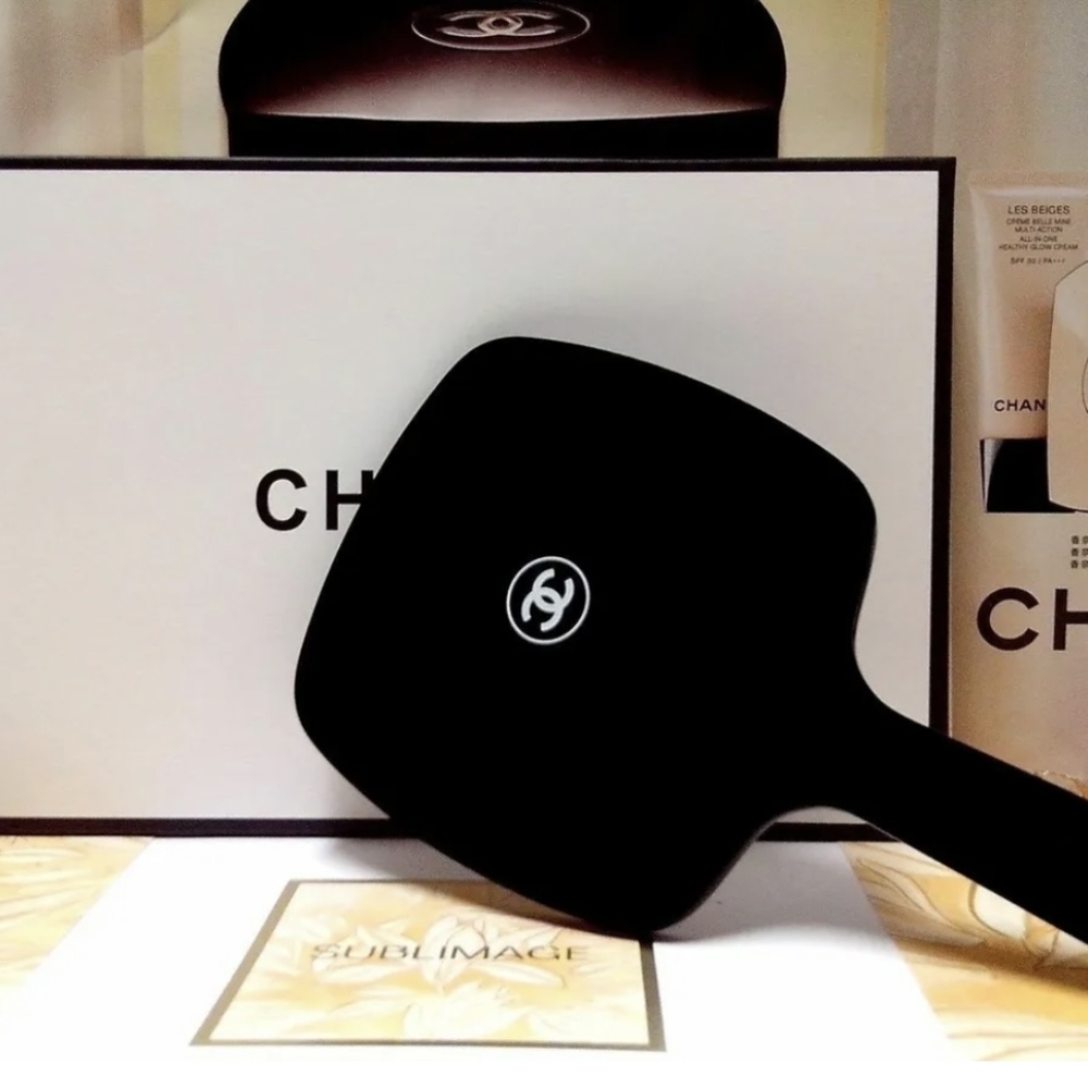 Mirror - Picture 3 of 4